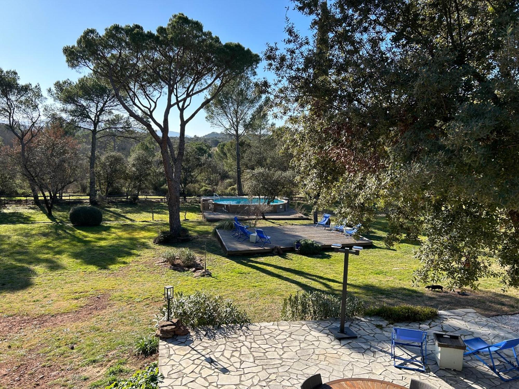 Residence Gabrielle Le Cannet Des Maures Exterior photo